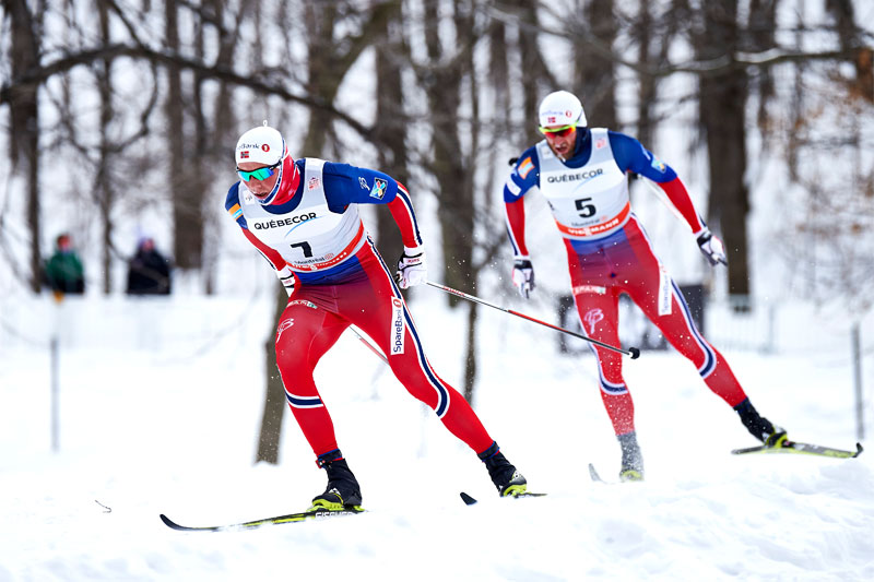 Emil Iversen og Petter Northug på vei mot 1. og 2. plass under etappe 2 av Ski Tour Canada 2016 som var 17,5 km fellesstart i klassisk stil. Foto: Felgenhauer/NordicFocus. Emil Iversen og Petter Northug på vei mot 1. og 2. plass under etappe 2 av Ski Tour Canada 2016 som var 17,5 km fellesstart i klassisk stil. Foto: Felgenhauer/NordicFocus.