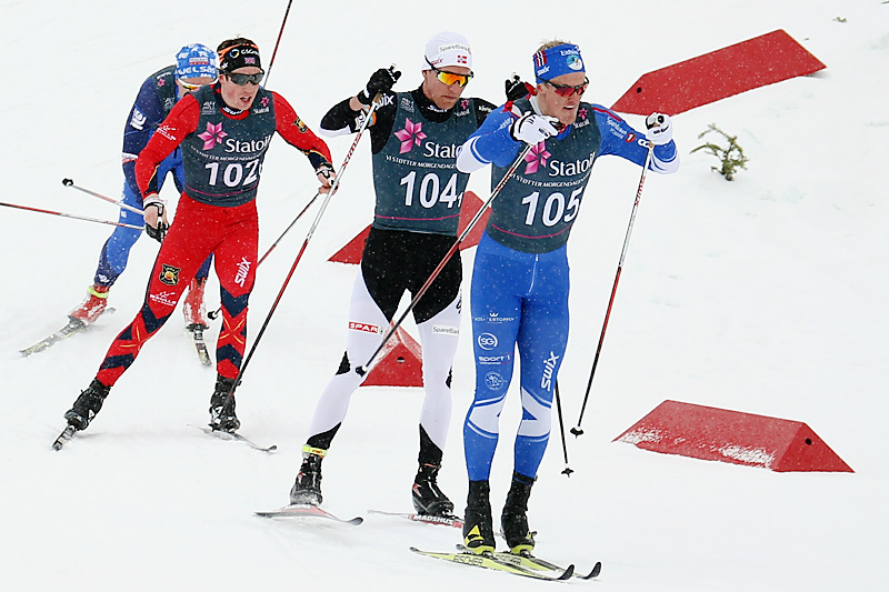 Morten Eide Pedersen tok bronse, sammen med klubbkamerat Martin Løwstrøm Nyenget, for Lillehammer Skiklub på lagsprinten i snødrevet under NM på Beitostølen. Her er han i føringen på en av sine etapper. Foto: Erik Borg. Morten Eide Pedersen tok bronse, sammen med klubbkamerat Martin Løwstrøm Nyenget, for Lillehammer Skiklub på lagsprinten i snødrevet under NM på Beitostølen. Her er han i føringen på en av sine etapper. Foto: Erik Borg.