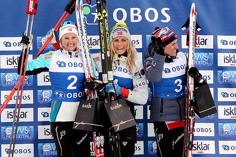 Seierspallen på 5 km fri for kvinner under NM på Beitostølen 2016. Fra venstre: Ingvild Flugstad Østberg (2.-plass), Therese Johaug (1) og Heidi Weng (3). Foto: Erik Borg. Seierspallen på 5 km fri for kvinner under NM på Beitostølen 2016. Fra venstre: Ingvild Flugstad Østberg (2.-plass), Therese Johaug (1) og Heidi Weng (3). Foto: Erik Borg.