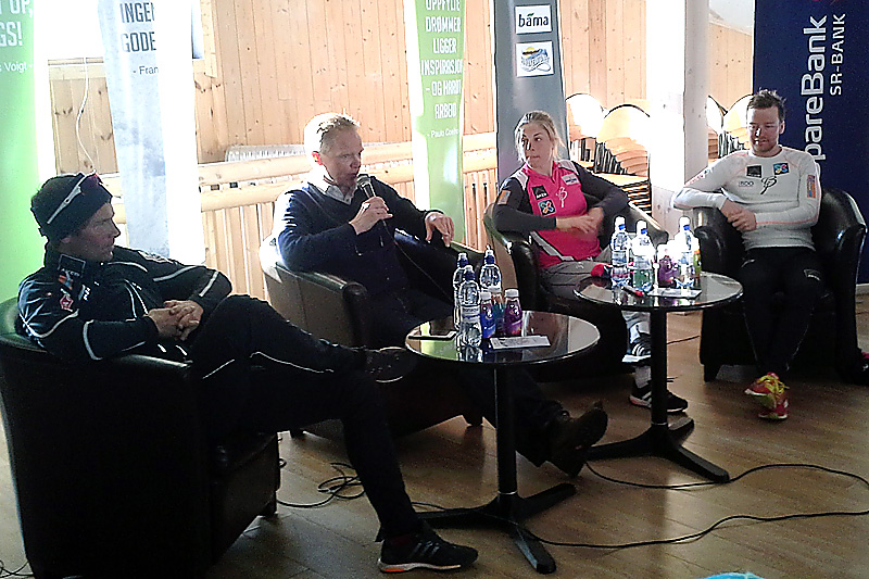 Audun Svartdal (nummer to f.v.), sammen med Chris Jespersen, Astrid Uhrenholdt Jacobsen og Sjur Røthe. Foto: Haukelirennet. Audun Svartdal (nummer to f.v.), sammen med Chris Jespersen, Astrid Uhrenholdt Jacobsen og Sjur Røthe. Foto: Haukelirennet.