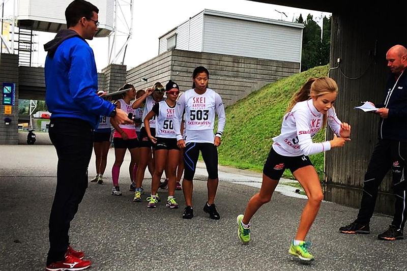 Elevene ved NTG Lillehammer går gjennom mange ulike tester gjennom skoleåret. Her fra NTG-testen som er en motbakkeløpstest på ca. 2 km. Foto: NTG Lillehammer. Elevene ved NTG Lillehammer går gjennom mange ulike tester gjennom skoleåret. Her fra NTG-testen som er en motbakkeløpstest på ca. 2 km. Foto: NTG Lillehammer.