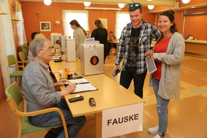 Valg Fauske sentrum kommunereformen 2 velgere Valg Fauske sentrum kommunereformen 2 velgere