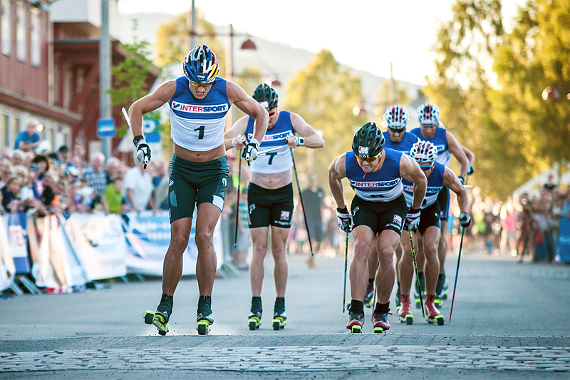 Petter Northug inn til seier i Coop Trysil Rulleskisprint en tidligere sommer. Foto: Hans Martin Nysæter/Destinasjon Trysil. Petter Northug inn til seier i Coop Trysil Rulleskisprint en tidligere sommer. Foto: Hans Martin Nysæter/Destinasjon Trysil.