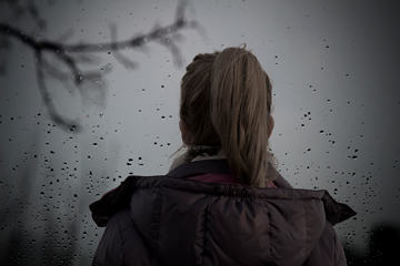 bs-Lonesome-rainy-day-110548313-360