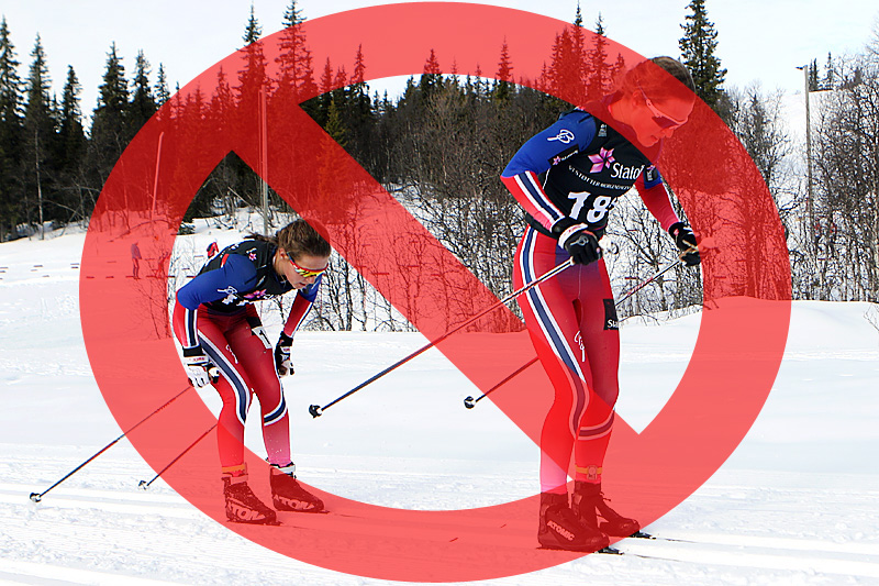 Lotta og Tiril Udnes Weng valgte blanke ski og staking under Norgescup-finalen for juniorer på Beitostølen forrige sesong. Nå innføres ordningen med stakefrie soner blant juniorene. Manipulert bilde - Foto: Erik Borg - Fotomontasje: Langrenn.com. Lotta og Tiril Udnes Weng valgte blanke ski og staking under Norgescup-finalen for juniorer på Beitostølen forrige sesong. Nå innføres ordningen med stakefrie soner blant juniorene. Manipulert bilde - Foto: Erik Borg - Fotomontasje: Langrenn.com.