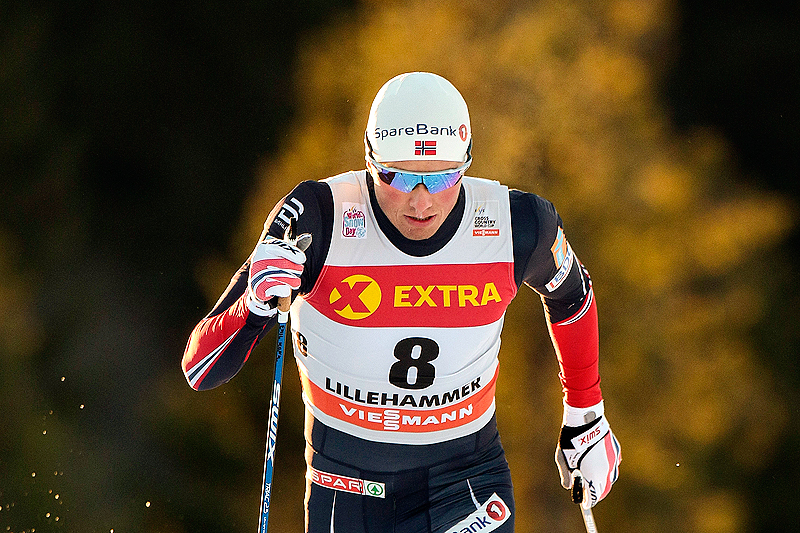 Emil Iversen underveis i sprintprologen under verdenscupens minitour på Lillehammer 2016. Der gikk han inn til 13. beste tid. Til slutt endte det med 2. plass i finalen senere på dagen. Foto: Modica/NordicFocus. Emil Iversen underveis i sprintprologen under verdenscupens minitour på Lillehammer 2016. Der gikk han inn til 13. beste tid. Til slutt endte det med 2. plass i finalen senere på dagen. Foto: Modica/NordicFocus.