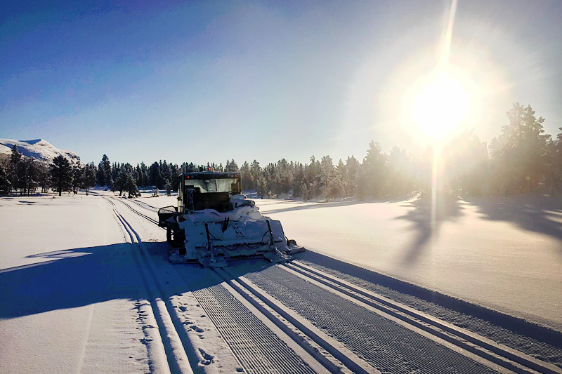 Vakker vinterdag i Kvamsfjellet, nå noen få dager i forkant av Furusjøen Rundt-rennet 2017. Foto: Rondane - Kvamsfjellet Turløypelag. Vakker vinterdag i Kvamsfjellet, nå noen få dager i forkant av Furusjøen Rundt-rennet 2017. Foto: Rondane - Kvamsfjellet Turløypelag.