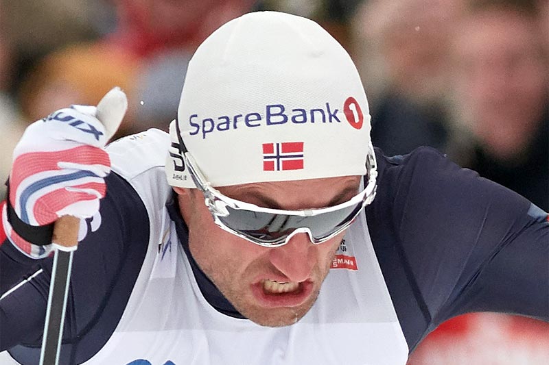 Petter Northug sparte ikke på konfekten under kvartfinalen av verdenscupsprinten i Drammen 2017. Ga alt, vant heatet, men nådde ikke opp da det gjaldt som mest, i finalen ble det 4. plass. Foto: Rauschendorfer/NordicFocus. Petter Northug sparte ikke på konfekten under kvartfinalen av verdenscupsprinten i Drammen 2017. Ga alt, vant heatet, men nådde ikke opp da det gjaldt som mest, i finalen ble det 4. plass. Foto: Rauschendorfer/NordicFocus.