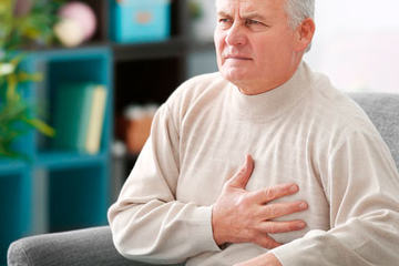 bs-man-heart-pain-170328230-400