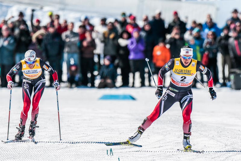 Damenes spurtoppgjør i verdenscupfinalens jaktstart som avsluttet minitouren i Québec 2017. FV: Heidi Weng (1. plass) og Marit Bjørgen(2). Foto: Modica/NordicFocus. Damenes spurtoppgjør i verdenscupfinalens jaktstart som avsluttet minitouren i Québec 2017. FV: Heidi Weng (1. plass) og Marit Bjørgen(2). Foto: Modica/NordicFocus.