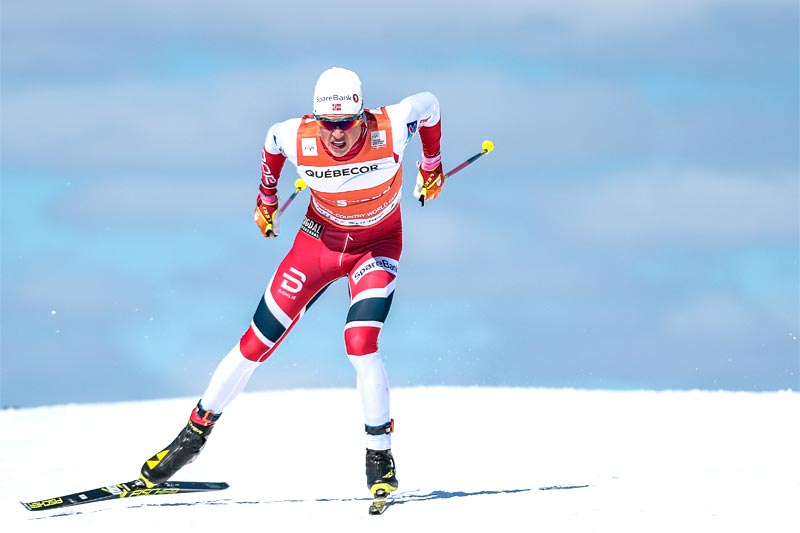 Johannes Høsflot Klæbo får opp en enorm fart når han gasser på ut fra startblokka, underveis i renn eller på oppløpet. Foto: Modica/NordicFocus. Johannes Høsflot Klæbo får opp en enorm fart når han gasser på ut fra startblokka, underveis i renn eller på oppløpet. Foto: Modica/NordicFocus.