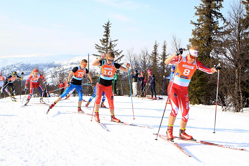 Vårperioden er flott for både konkurranser og god trening på snø i fjellet, men det er også viktig å fokusere på andre aspekter gjennom april måned. Foto: Erik Borg. Vårperioden er flott for både konkurranser og god trening på snø i fjellet, men det er også viktig å fokusere på andre aspekter gjennom april måned. Foto: Erik Borg.