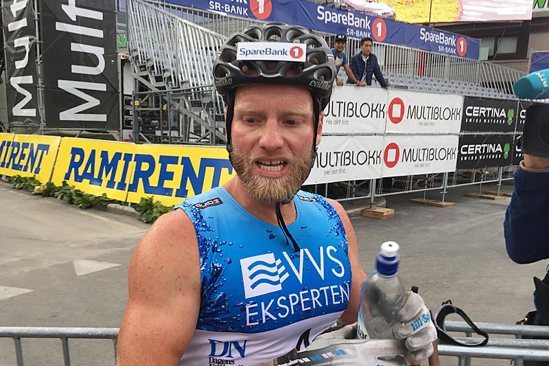 Martin Johnsrud Sundby har akkurat sikret seg seieren i det 60 km lange Blink Classics 2017. Foto: Sigmund Hov Moen. Martin Johnsrud Sundby har akkurat sikret seg seieren i det 60 km lange Blink Classics 2017. Foto: Sigmund Hov Moen.