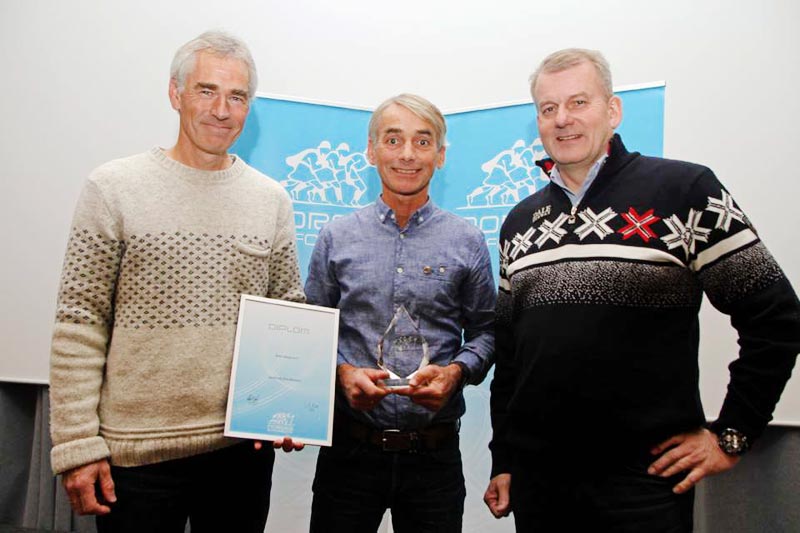 Fra venstre: Eivind Selvig (Linnerudkollen/Kjelsås IL Langrenn), Trond Enkerud og Erik Røste. Foto: Norges Skiforbund. Fra venstre: Eivind Selvig (Linnerudkollen/Kjelsås IL Langrenn), Trond Enkerud og Erik Røste. Foto: Norges Skiforbund.
