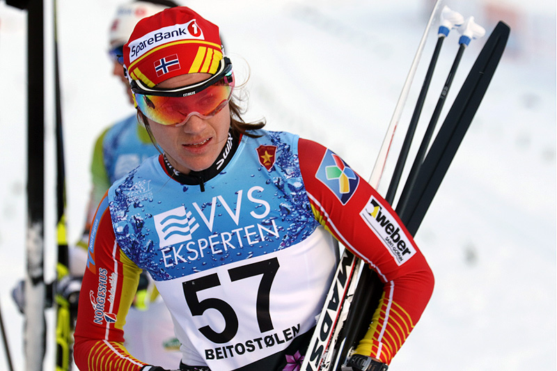Heidi Weng etter 2. plassen på 10 kilometer klassisk under sesongåpningen på Beitostølen 2017. Foto: Erik Borg. Heidi Weng etter 2. plassen på 10 kilometer klassisk under sesongåpningen på Beitostølen 2017. Foto: Erik Borg.