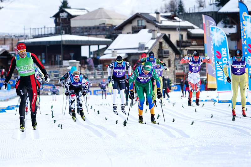 Innspurten under herrenes oppgjør av La Sgambeda 2017, renn nummer 2 i Visma Ski Classics, hvor seieren gikk til Andreas Nygaard. Foto: Magnus Östh/Visma Ski Classics. Innspurten under herrenes oppgjør av La Sgambeda 2017, renn nummer 2 i Visma Ski Classics, hvor seieren gikk til Andreas Nygaard. Foto: Magnus Östh/Visma Ski Classics.