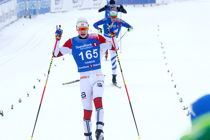 Simen Hegstad Krüger inn til NM-gull på 15 km fri under mesterskapet på Gåsbu 2018. Foto: Erik Borg. Simen Hegstad Krüger inn til NM-gull på 15 km fri under mesterskapet på Gåsbu 2018. Foto: Erik Borg.