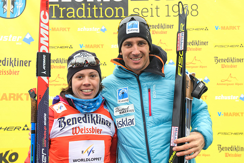 Tore Bjørseth Berdal sammen med Aurelie Dabudyk, vinnerne av König Ludwig Lauf 2018. Foto: Rauschendorfer/NordicFocus. Tore Bjørseth Berdal sammen med Aurelie Dabudyk, vinnerne av König Ludwig Lauf 2018. Foto: Rauschendorfer/NordicFocus.