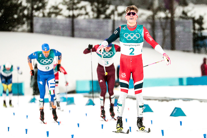 Johannes Høsflot Klæbo hadde full kontroll på konkurrentene da han suste inn til OL-gull på sprint i Pyeongchang 2018. Foto: Modica/NordicFocus. Johannes Høsflot Klæbo hadde full kontroll på konkurrentene da han suste inn til OL-gull på sprint i Pyeongchang 2018. Foto: Modica/NordicFocus.