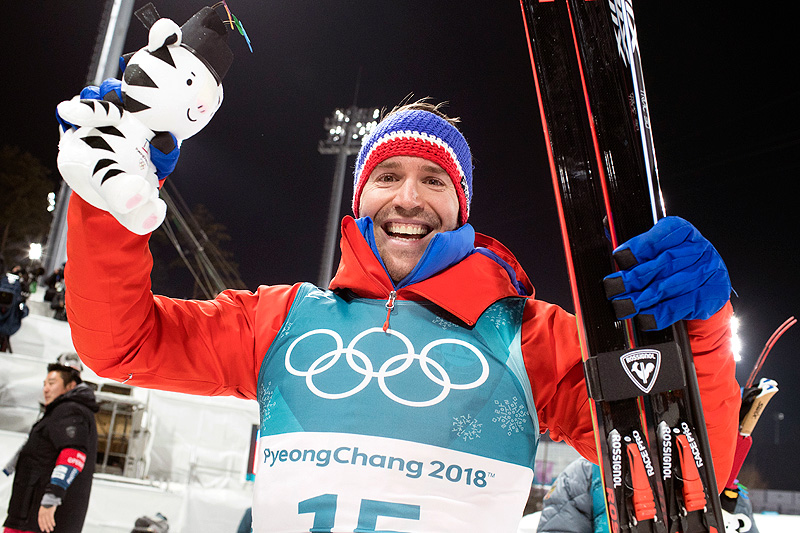 Emil Hegle Svendsen kunne juble for bronse etter fellesstarten under OL i Pyeongchang 2018. Foto: Manzoni/NordicFocus. Emil Hegle Svendsen kunne juble for bronse etter fellesstarten under OL i Pyeongchang 2018. Foto: Manzoni/NordicFocus.