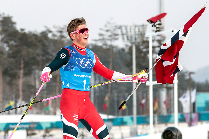 Johannes Høsflot Klæbo tar Norge inn til gull som ankermann på OL-stafetten i Pyeongchang 2018. Foto: Modica/NordicFocus. Johannes Høsflot Klæbo tar Norge inn til gull som ankermann på OL-stafetten i Pyeongchang 2018. Foto: Modica/NordicFocus.