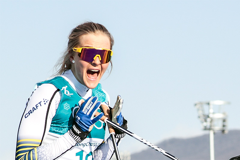 Stina Nilsson jubler meget overrasket over OL-bronse på 30 km fellesstart i Pyeongchang 2018. Foto: Modica/NordicFocus. Stina Nilsson jubler meget overrasket over OL-bronse på 30 km fellesstart i Pyeongchang 2018. Foto: Modica/NordicFocus.