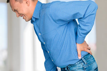bs-back_pain-192290278-400