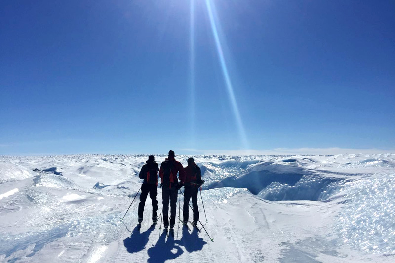 Grønlandsisen ønsker Anders og Jørgen Aukland med makkerne Egil Nilsen og Eirik Bruland velkommen til dyst. Foto: Privat. Grønlandsisen ønsker Anders og Jørgen Aukland med makkerne Egil Nilsen og Eirik Bruland velkommen til dyst. Foto: Privat.