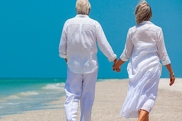 bs-happy-senior-241633273-400