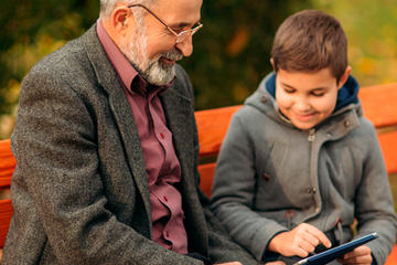 bs-Grandpa-219151381-400