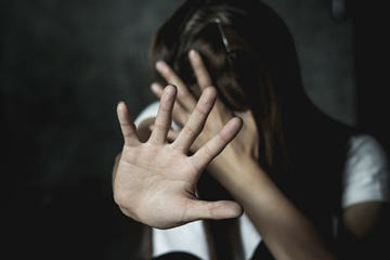 bs-Abuse-Relationsh-249720421-400