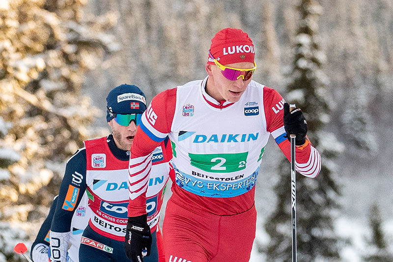 Alexander Bolshunov sprenger feltet i verdenscupstafetten på Beitostølen 2018. Foto: Modica/NordicFocus. Alexander Bolshunov sprenger feltet i verdenscupstafetten på Beitostølen 2018. Foto: Modica/NordicFocus.