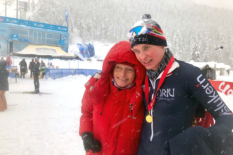 Herman Paus, her sammen med Anette Bøe, etter sin 2. plass på 22 km i Kaiser Maximilian Lauf sitt fristilrenn i Seefeld i 2019. Foto: Privat. Herman Paus, her sammen med Anette Bøe, etter sin 2. plass på 22 km i Kaiser Maximilian Lauf sitt fristilrenn i Seefeld i 2019. Foto: Privat.