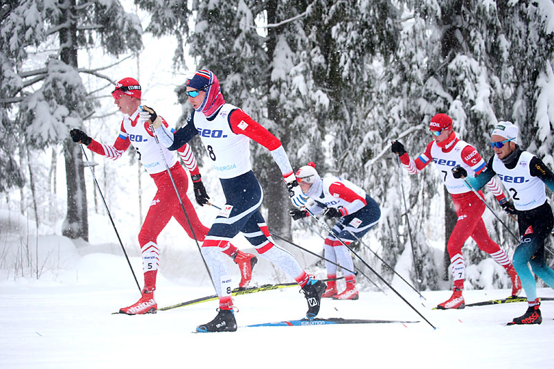 Thomas Bucher-Johannessen, i norske farger nærmest kamera, i den 30 km lange fellesstarten under U23-VM i Lahti 2019. Foto: Erik Borg. Thomas Bucher-Johannessen, i norske farger nærmest kamera, i den 30 km lange fellesstarten under U23-VM i Lahti 2019. Foto: Erik Borg.