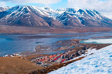 bs-Longyearbyen-103730048-360