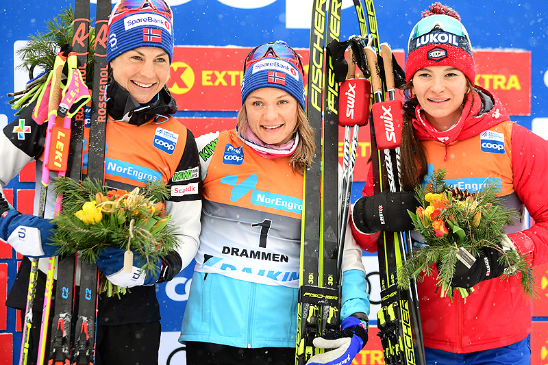 Damenes seierspall etter verdenscupsprinten i Drammen 2019. Fra venstre: Astrid Uhrenholdt Jacobsen (2.-plass), Maiken Caspersen Falla (1) og Natalia Nepryaeva (3). Foto: NordicFocus. Damenes seierspall etter verdenscupsprinten i Drammen 2019. Fra venstre: Astrid Uhrenholdt Jacobsen (2.-plass), Maiken Caspersen Falla (1) og Natalia Nepryaeva (3). Foto: NordicFocus.