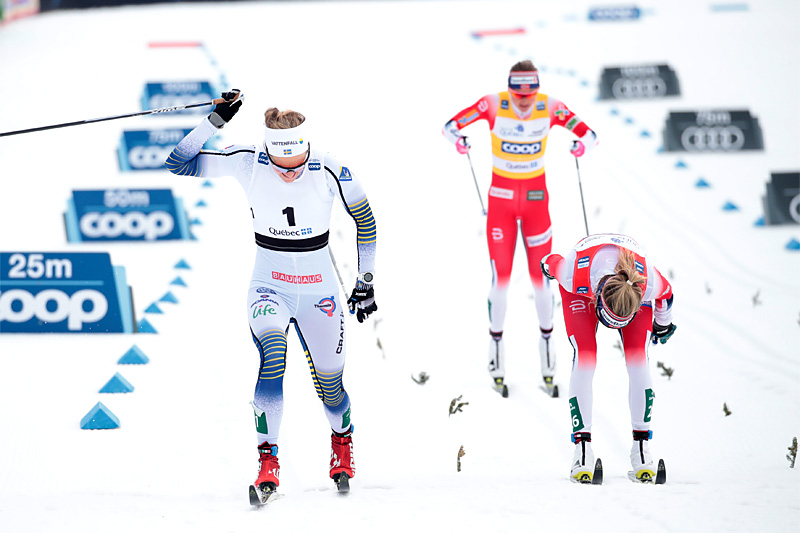 Topptrioen under fellesstarten av verdenscupens finale-weekend i Quebec 2019 går i mål. Foto: Modica/NordicFocus. Topptrioen under fellesstarten av verdenscupens finale-weekend i Quebec 2019 går i mål. Foto: Modica/NordicFocus.