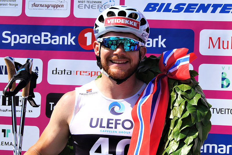 Håvard Solås Taugbøl spurtet til seier i Kanalrennet, under Sommarland Skifestival 2019 i Telemark. Arrangørfoto. Håvard Solås Taugbøl spurtet til seier i Kanalrennet, under Sommarland Skifestival 2019 i Telemark. Arrangørfoto.