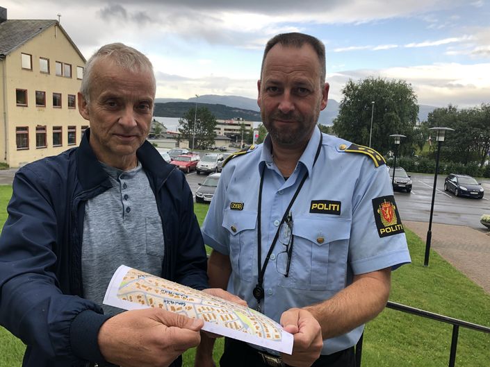 Hauan - arbeid Frank Zahl og Ronny Borge - foto: Gull H. Pedersen Hauan - arbeid Frank Zahl og Ronny Borge