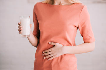 bs-Woman-milk-stomach293483809-360