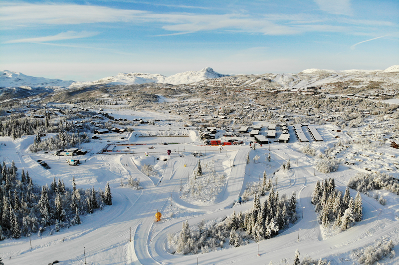 Drømmeforhold foran Beitosprinten 2019, nasjonal åpning i langrenn. Bildet viser stadion på Beitostølen og området rundt. Dronefoto: Kåre Weeg. Drømmeforhold foran Beitosprinten 2019, nasjonal åpning i langrenn. Bildet viser stadion på Beitostølen og området rundt. Dronefoto: Kåre Weeg.
