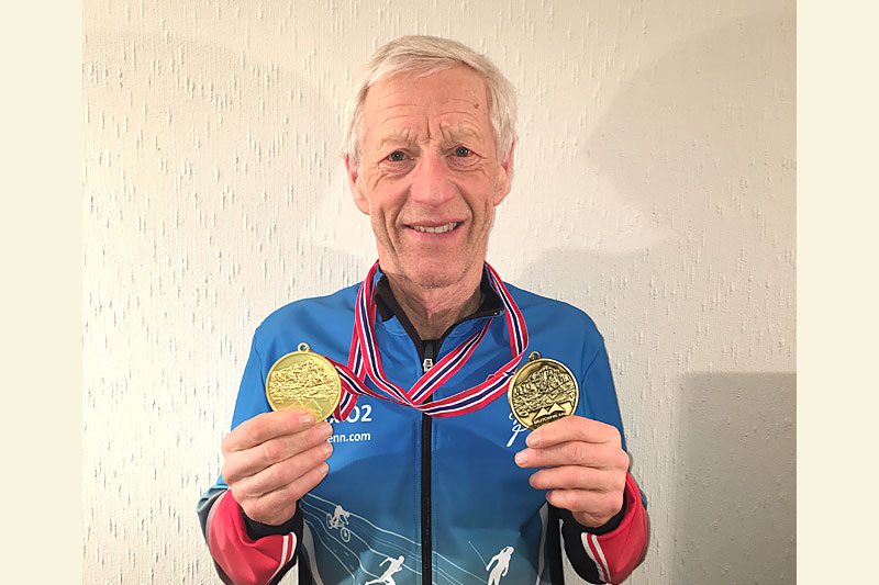 Richard Kringhaug med gullmedaljer fra Veteran-VM, Masters World Cup, på Beitostølen 2019. Foto: Geir Nilsen/Langrenn.com. Richard Kringhaug med gullmedaljer fra Veteran-VM, Masters World Cup, på Beitostølen 2019. Foto: Geir Nilsen/Langrenn.com.