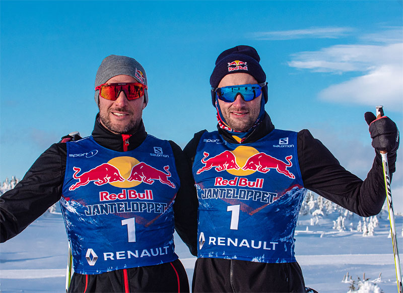 Aksel Lund Svindal (tv) og Petter Northug har inngått en allianse foran Red Bull Janteloppet 2020. Foto: Jeppe Solberg / Red Bull Content Pool. Aksel Lund Svindal (tv) og Petter Northug har inngått en allianse foran Red Bull Janteloppet 2020. Foto: Jeppe Solberg / Red Bull Content Pool.