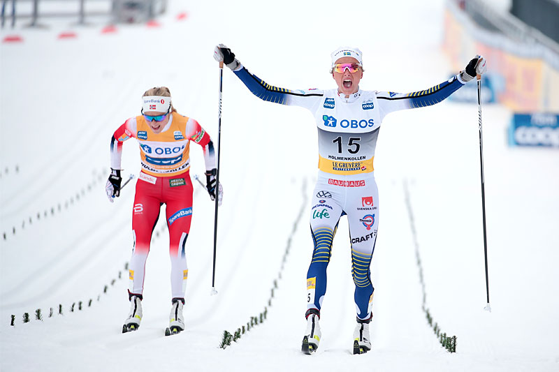 Verken Therese Johaug eller Frida Karlsson, hvor sistnevnte her jubler over seier på 3-mila i Holmenkollen 2020, blir å se under verdenscupavslutningen 2020 i Canmore. Foto: Modica/Nordic Focus. Verken Therese Johaug eller Frida Karlsson, hvor sistnevnte her jubler over seier på 3-mila i Holmenkollen 2020, blir å se under verdenscupavslutningen 2020 i Canmore. Foto: Modica/Nordic Focus.