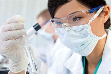bs-Chinese-female-medical-24718799-360
