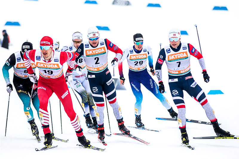 Eirik Brandsdal helt ute til høyre i bildet med trygg og god plassering i forhold til resten av feltet under World Cup i Lahti. Foto: Modica/NordicFocus. Eirik Brandsdal helt ute til høyre i bildet med trygg og god plassering i forhold til resten av feltet under World Cup i Lahti. Foto: Modica/NordicFocus.