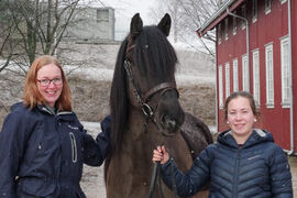 Fagerli Lilja sammen med Camilla Ulsrud (t.v.) og Stine Ekra i vinter. Nederst i saken kan du se video av Fagerli Lilja fra i sommer.