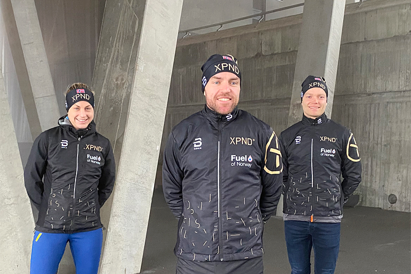 Team XPND Fuel of Norway, her ved Astrid Uhrenholdt Jacobsen, Tord Asle Gjerdalen og Eirik Brandsdal. Teamfoto. Team XPND Fuel of Norway, her ved Astrid Uhrenholdt Jacobsen, Tord Asle Gjerdalen og Eirik Brandsdal. Teamfoto.
