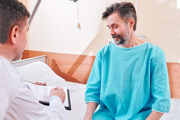 bs-doctor-patient-358100687-360