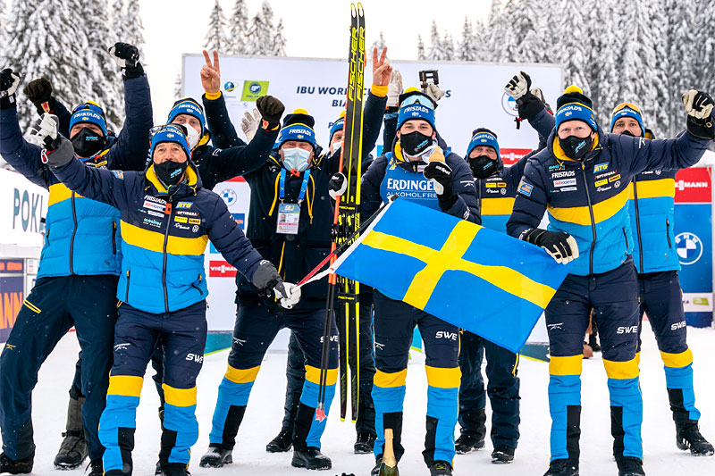 Martin Ponsiluoma sikret Sverige VM-gull på sprinten i skiskyting under mesterskapet i Pokljuka 2021, noe som resulterte i stor svensk jubel. Foto: Thibaut/NordicFocus. Martin Ponsiluoma sikret Sverige VM-gull på sprinten i skiskyting under mesterskapet i Pokljuka 2021, noe som resulterte i stor svensk jubel. Foto: Thibaut/NordicFocus.